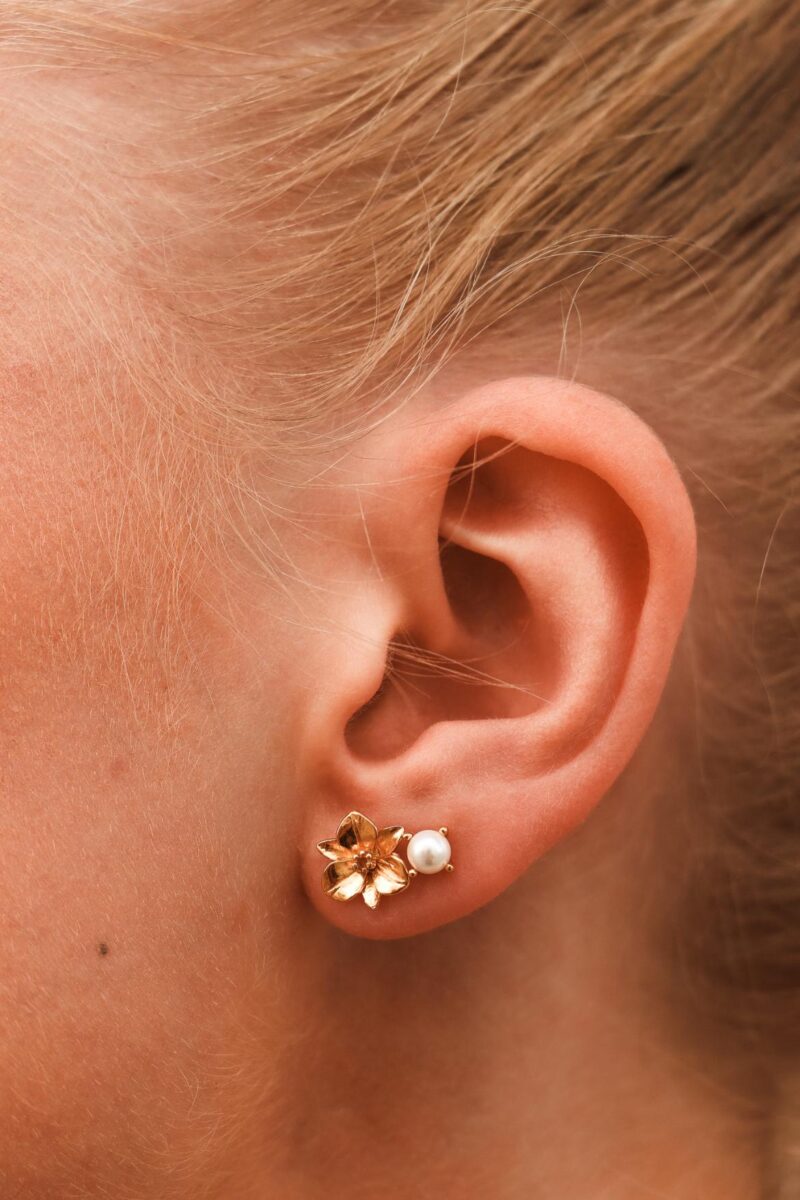 Pearl gold