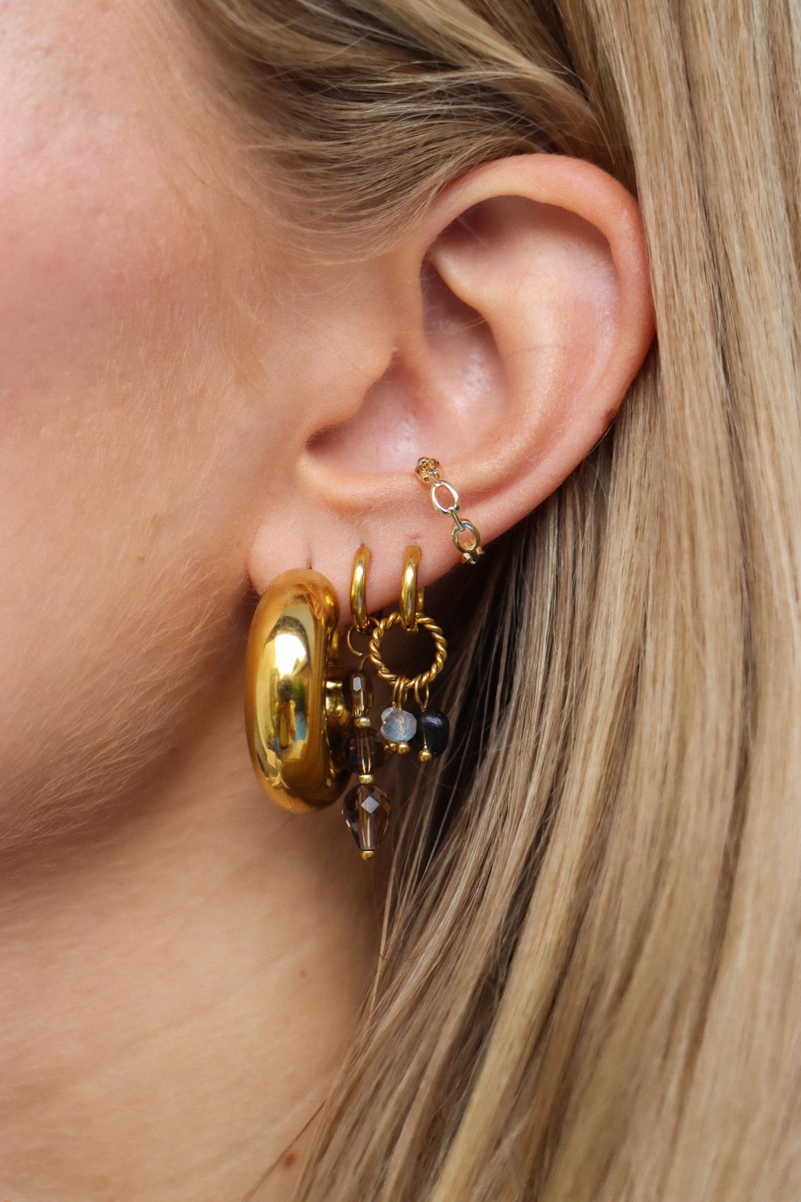 Perfect statement hoop gold