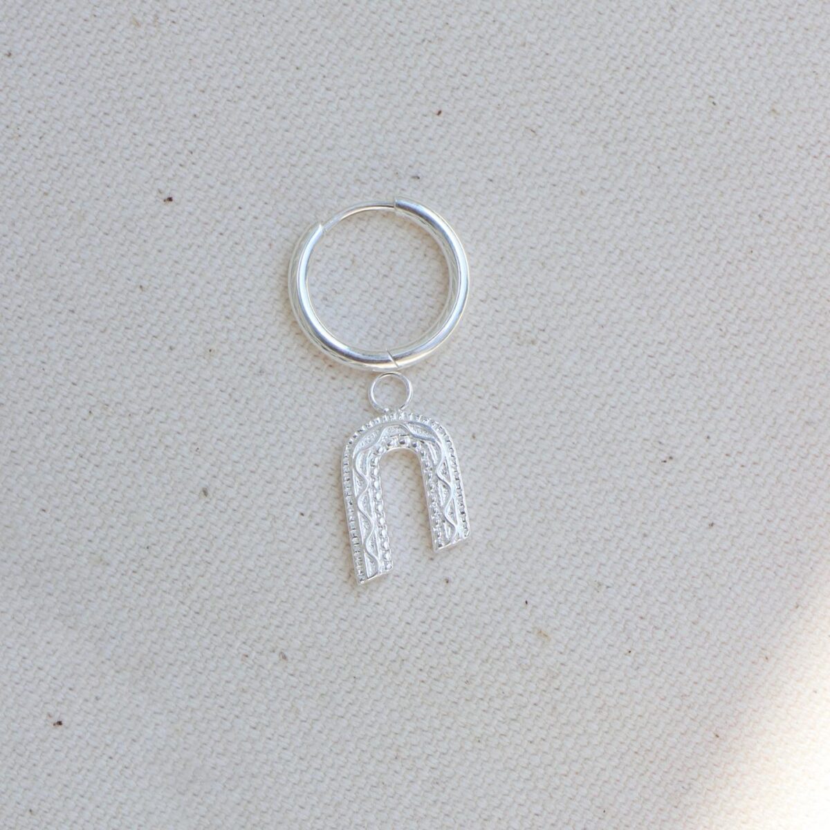 Rainbow twirl hoop silver