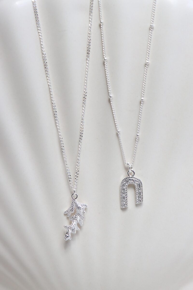 Rainbow twirl necklace silver