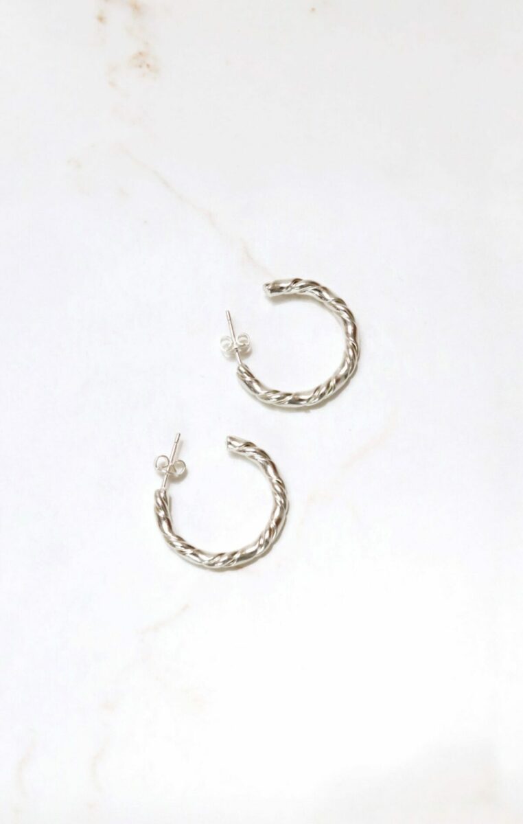 Rolled bun hoop silver