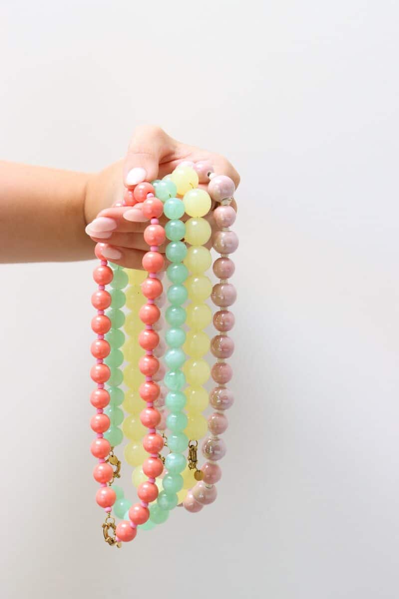 Rosy glow necklace gold