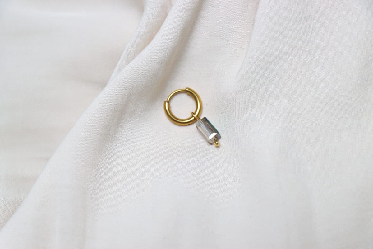 Rough diamond hoop gold