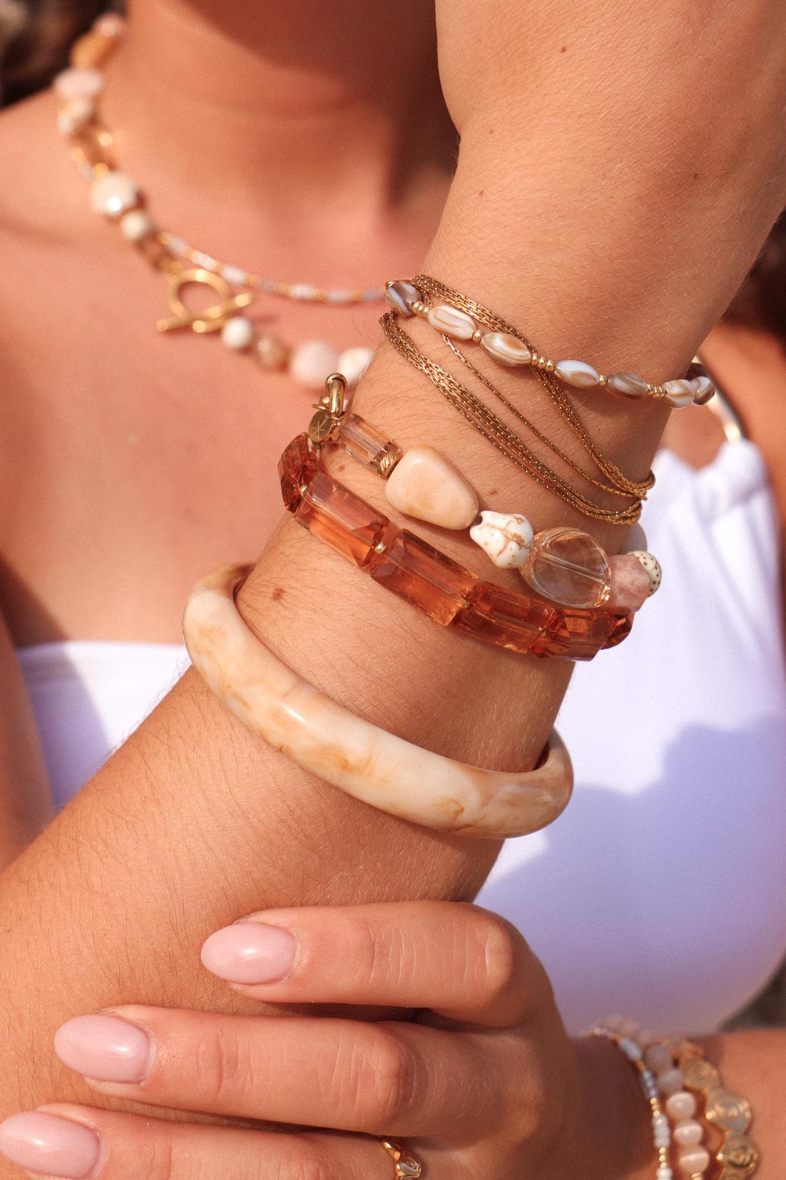 Round rock sand bangle