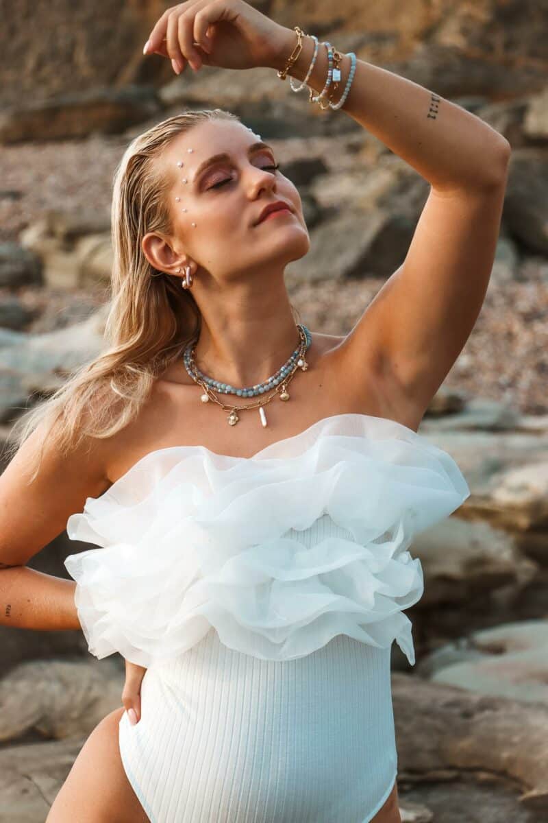 Sea goddess necklace gold