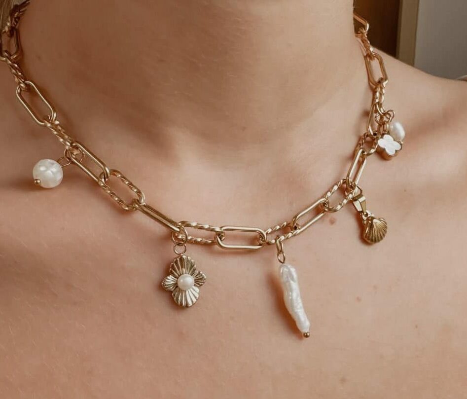 Sea goddess necklace gold