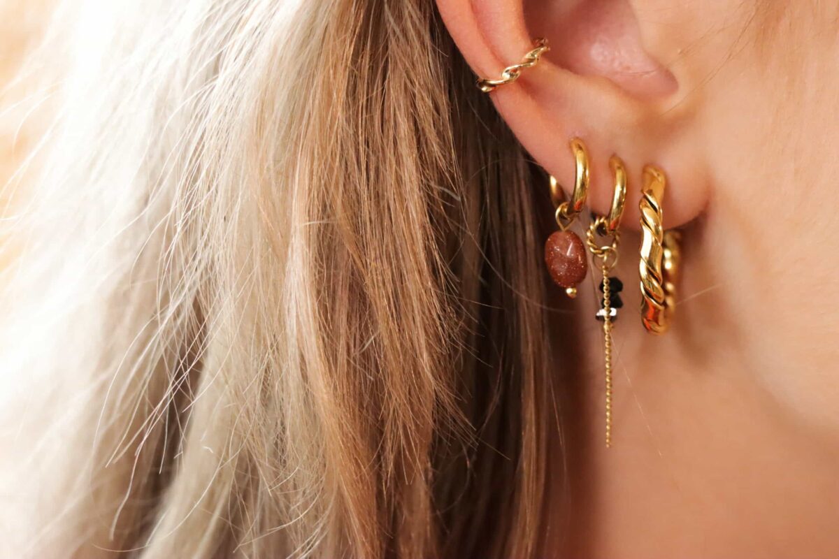 Shiny brown hoop gold