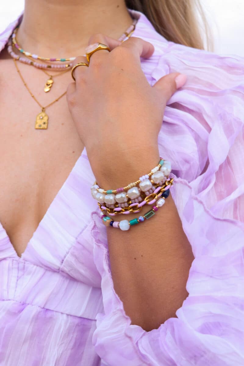 Shiny treasure bracelet gold