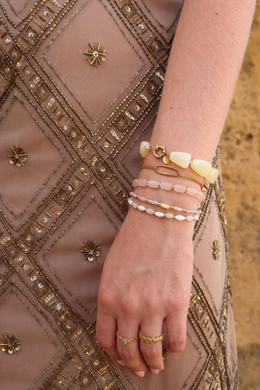 Soft rainbow bracelet gold