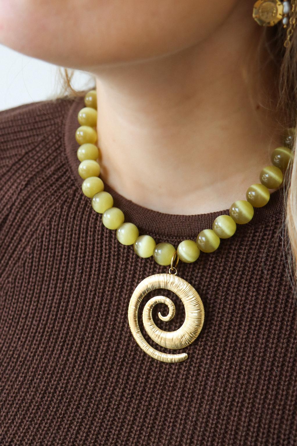 Soul wave charm gold