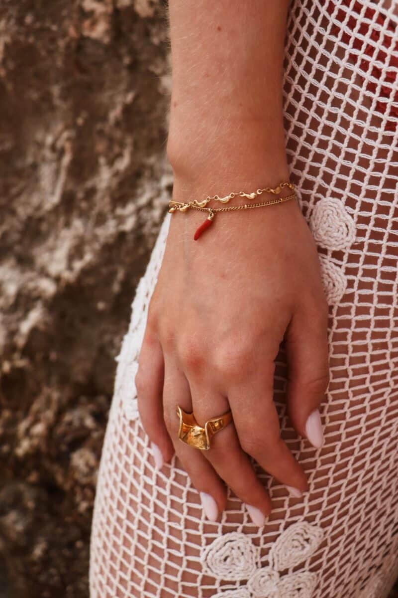 Spicy pepper bracelet gold