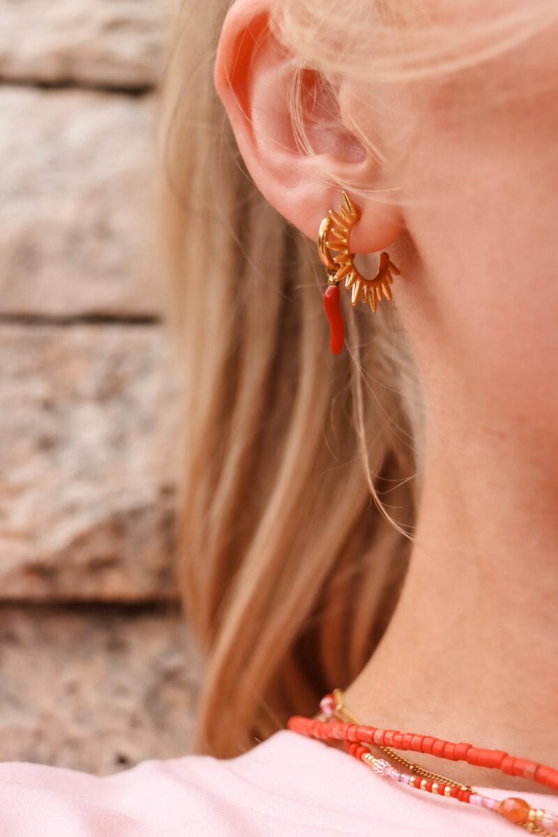 Spicy pepper hoop gold