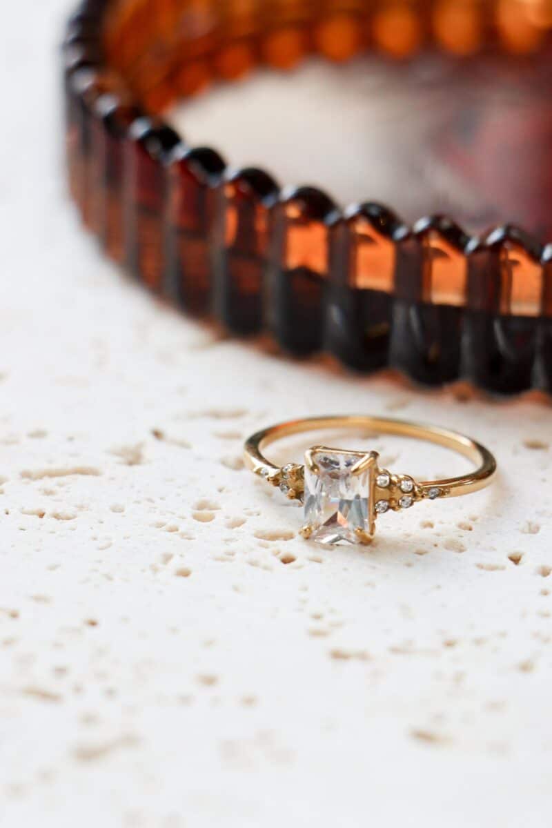 Square diamond ring gold