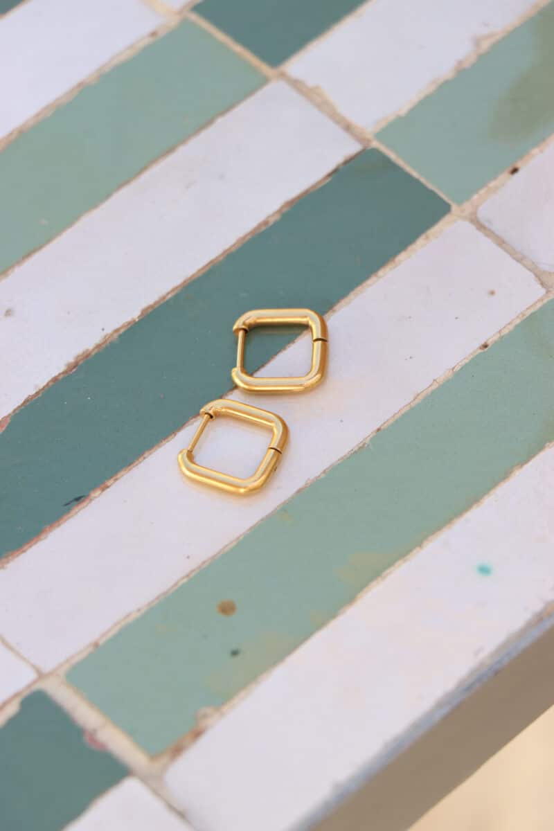 Square hoop gold
