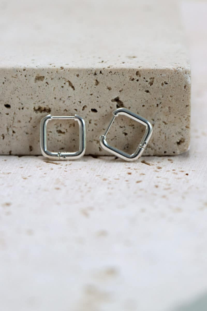 Square hoop silver