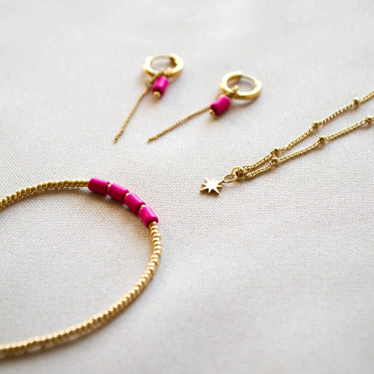 Star bracelet gold