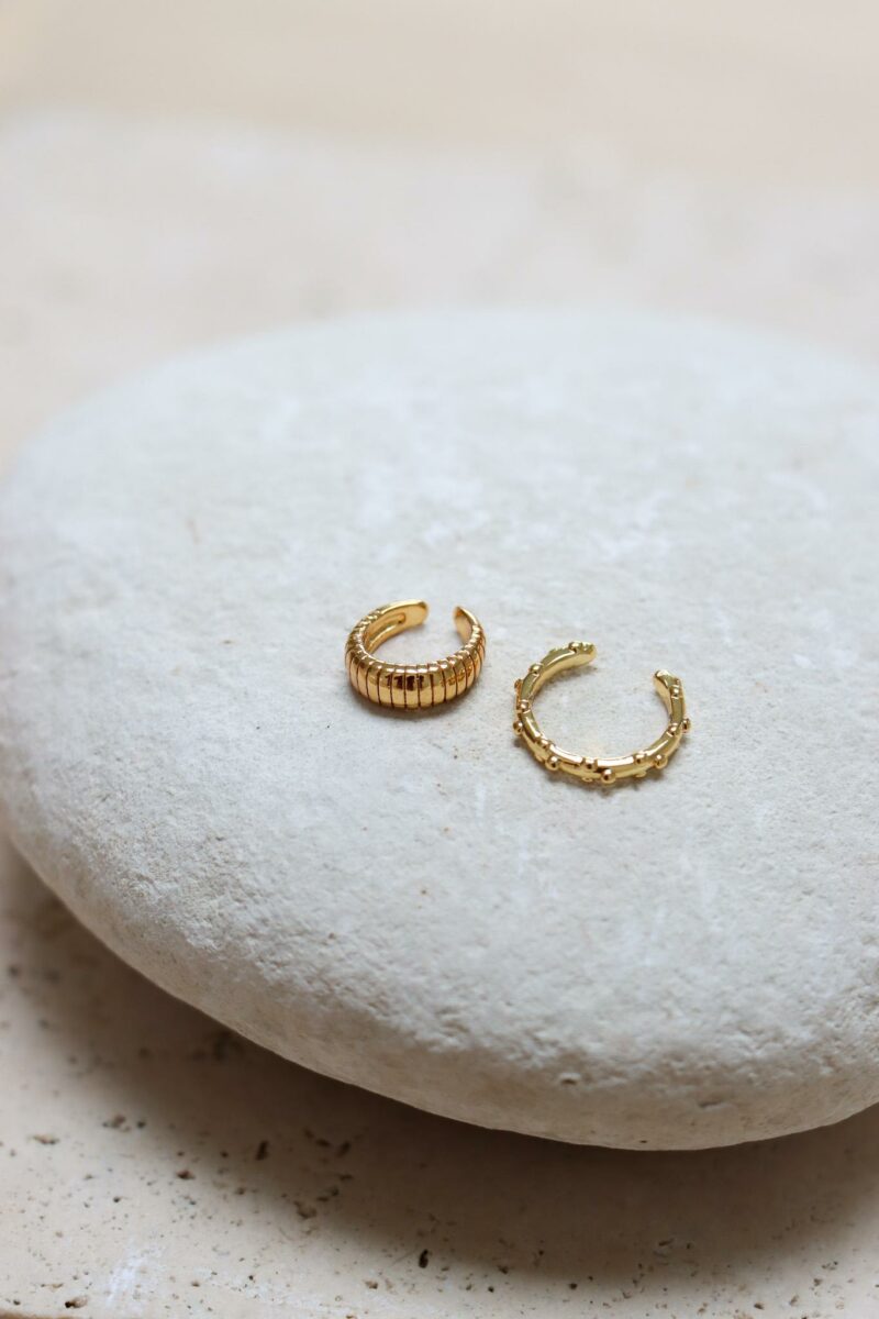 Stripes ear cuff gold