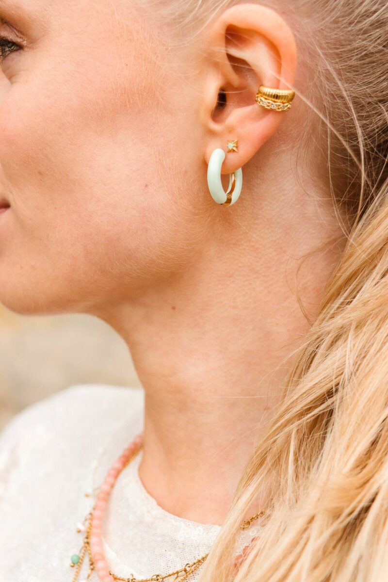 Stripes ear cuff gold