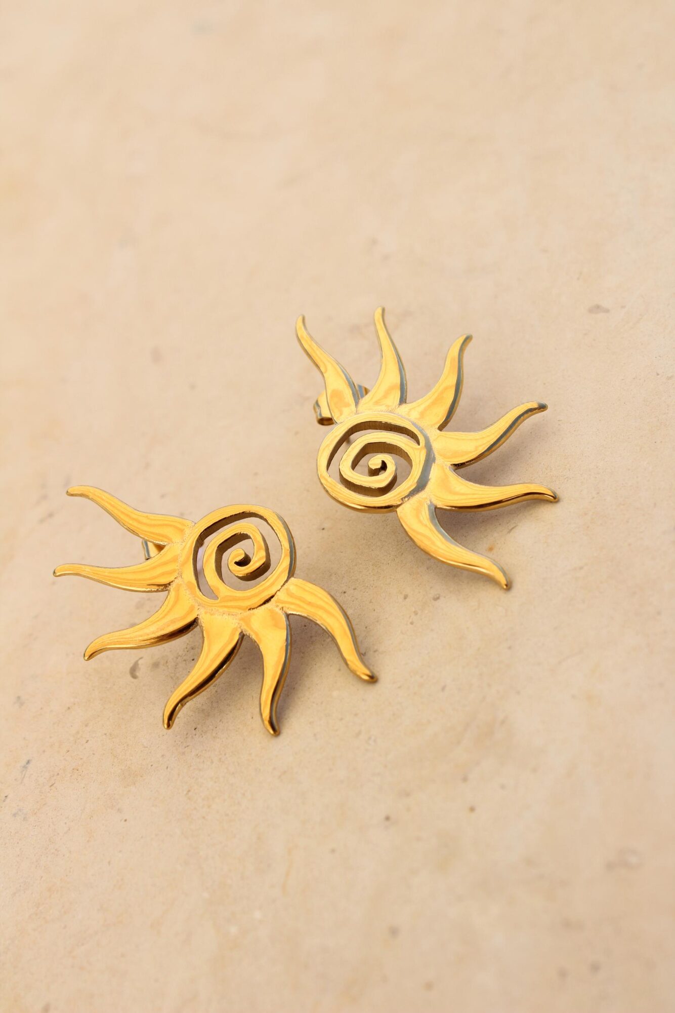 Sunflare hoop gold