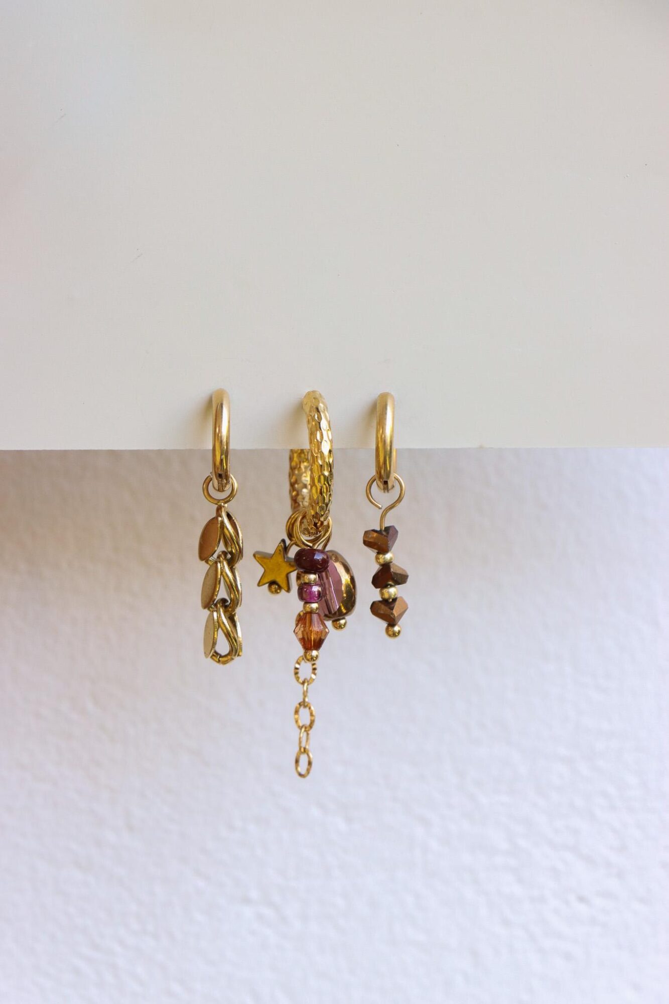 Triple brown hoop gold