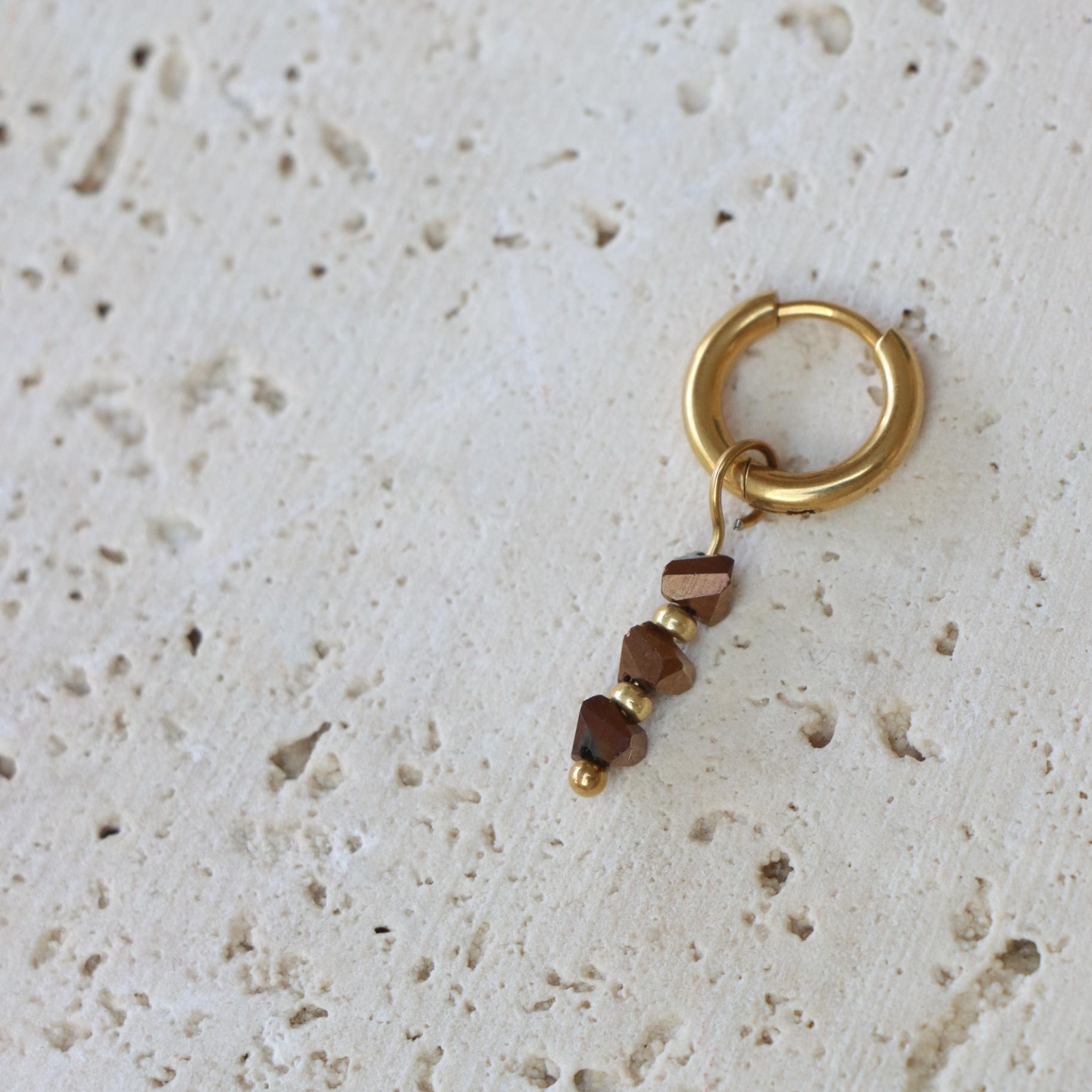 Triple brown hoop gold