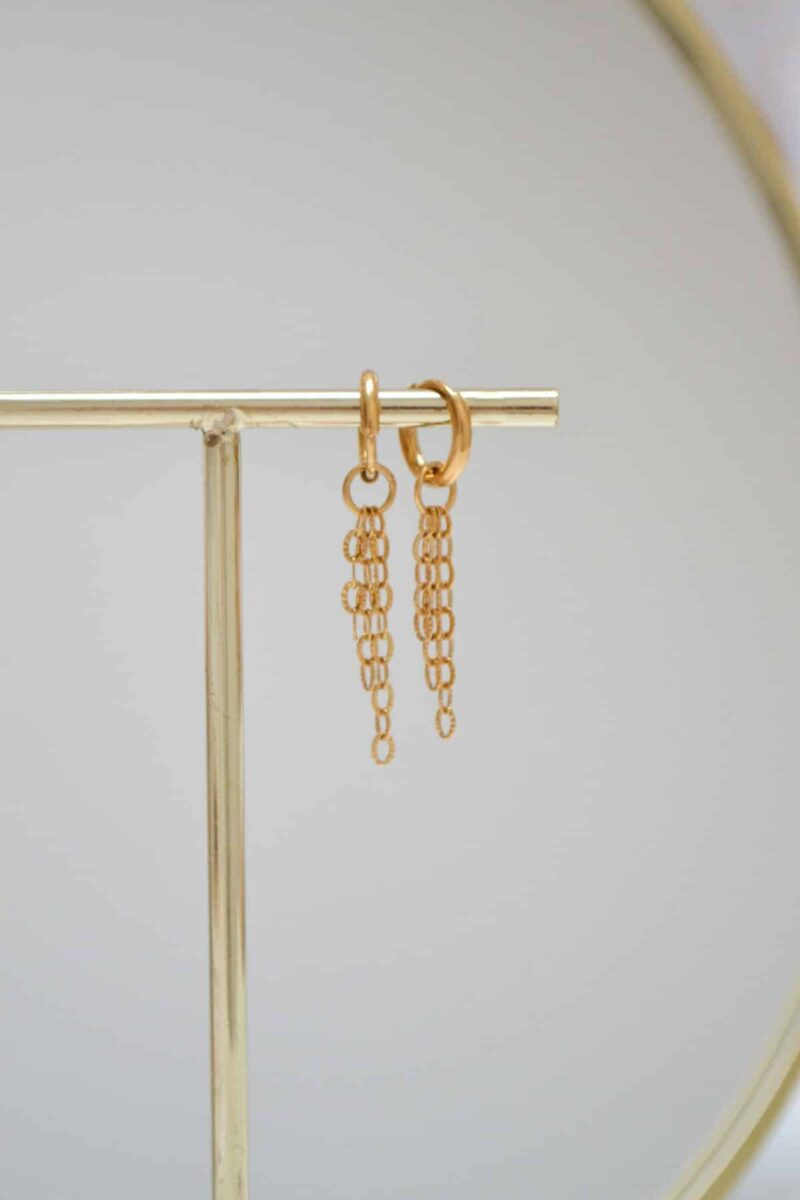 Triple chain hoop gold
