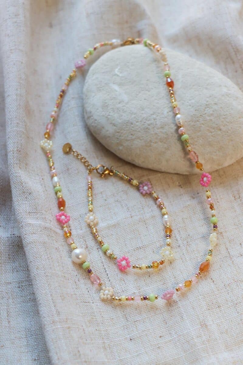 Tutti frutti necklace gold