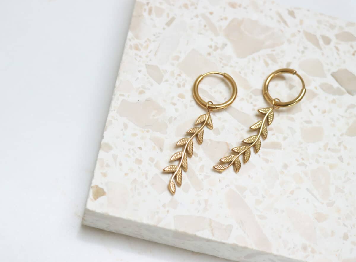 Twiggy hoop gold