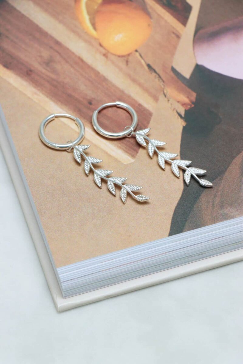 Twiggy hoop silver
