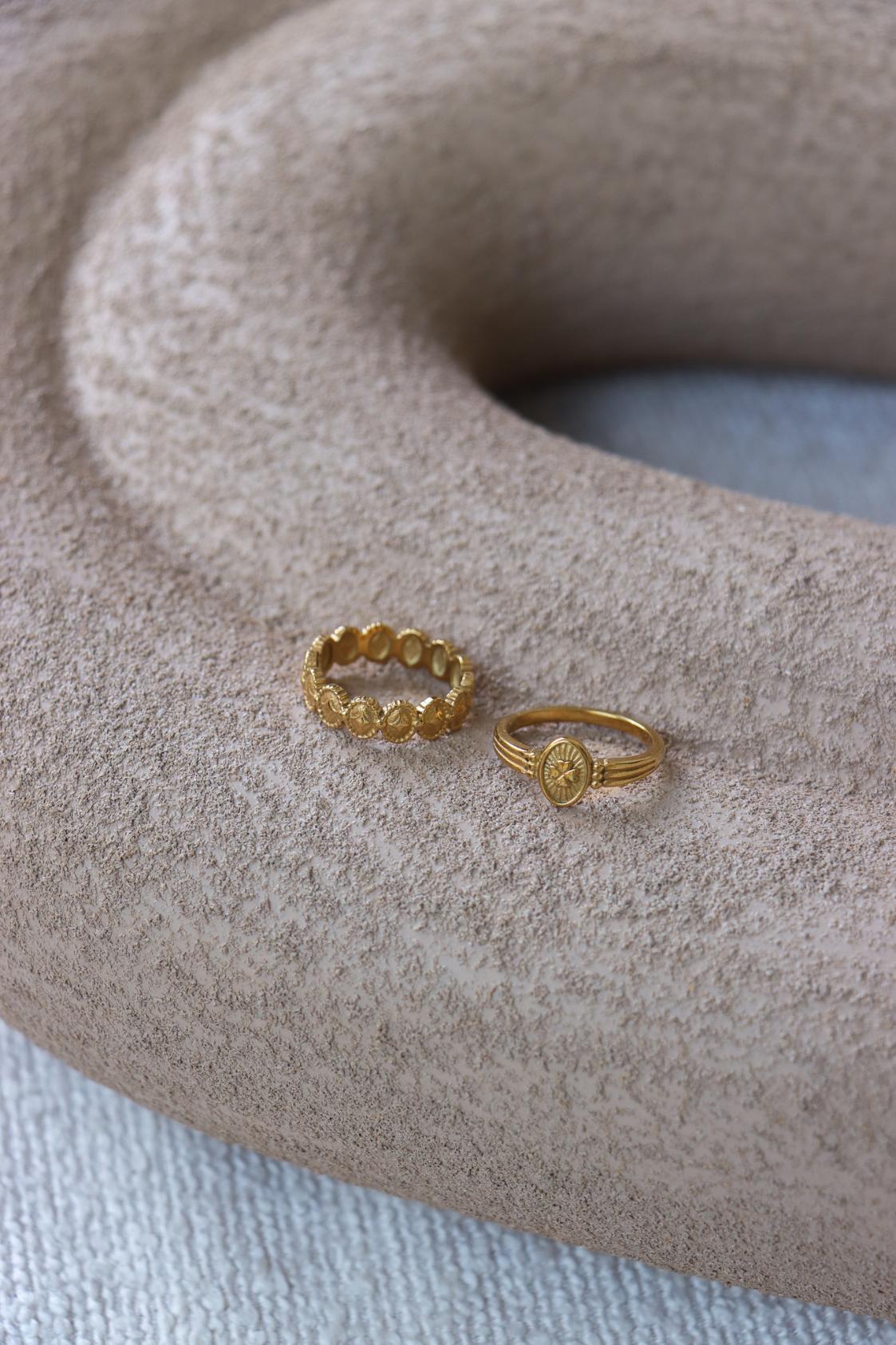 Twinkling star ring gold