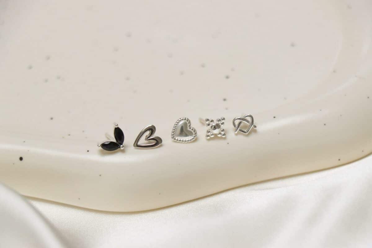 Twisted heart silver