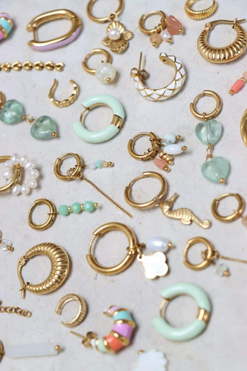 Underwater world hoop gold