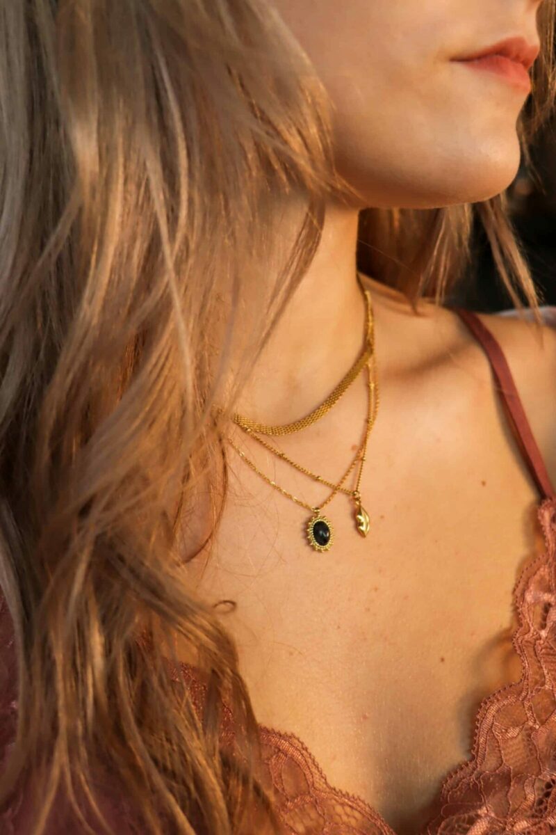 Watch me small choker gold