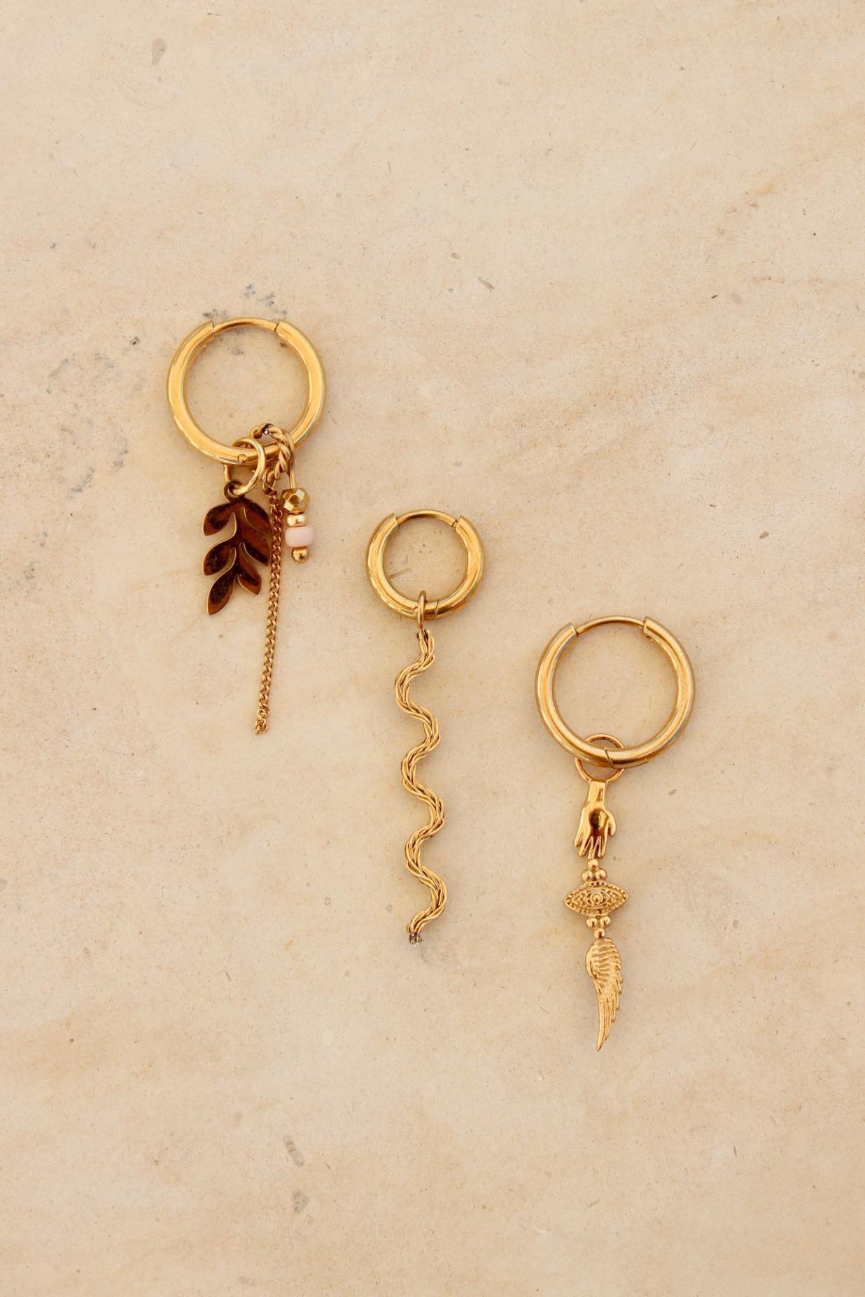 Waves hoop gold