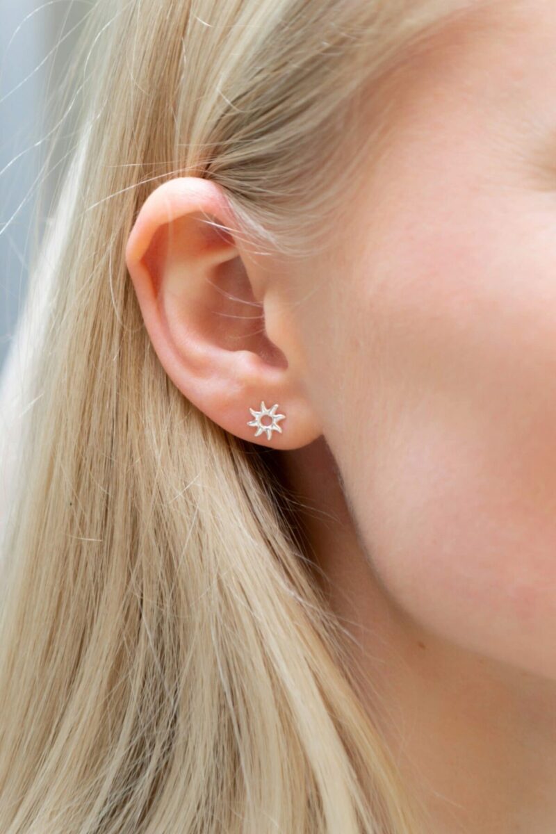 Wavy sun silver