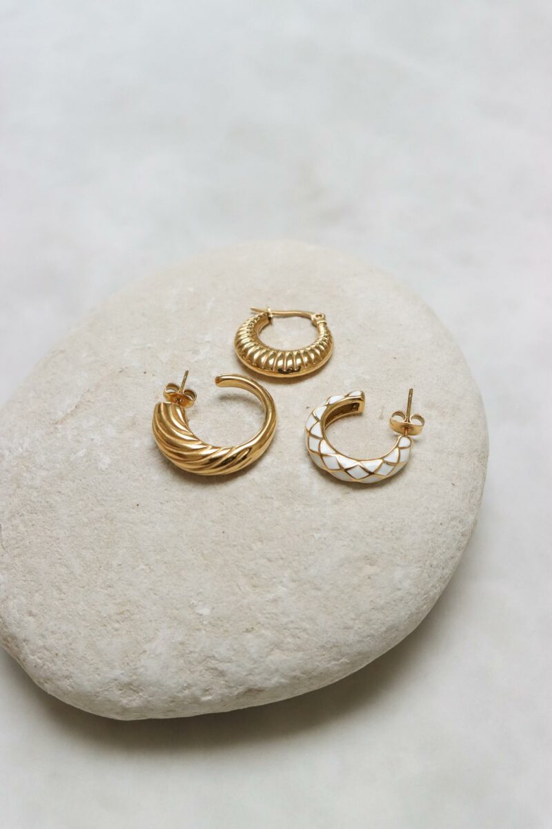 Whale hoop gold