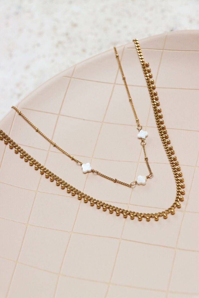 White clover necklace gold
