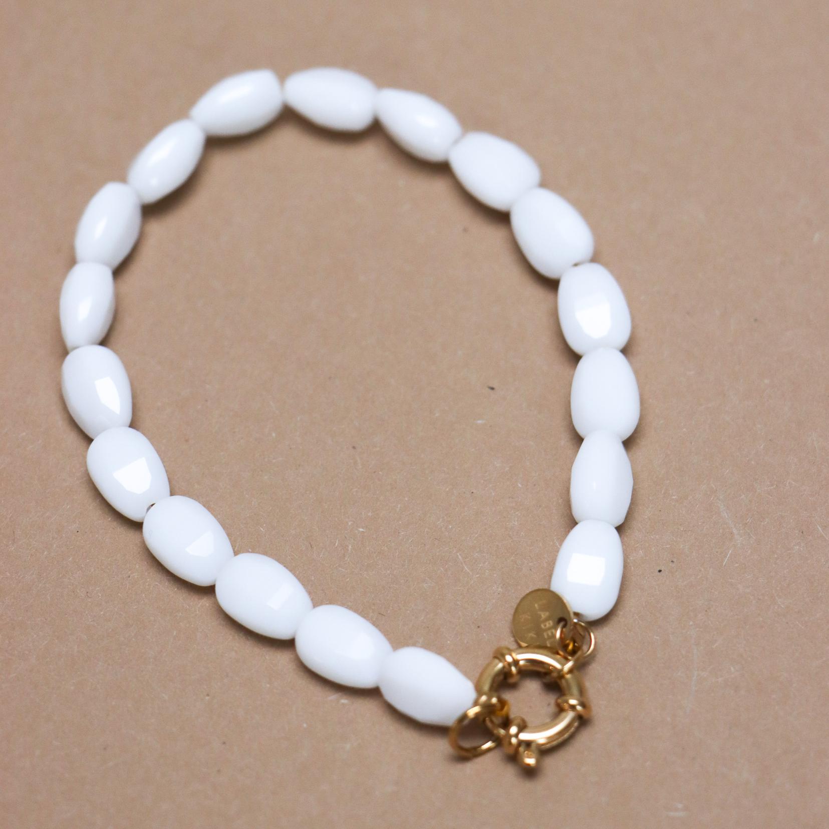 White glow bracelet gold