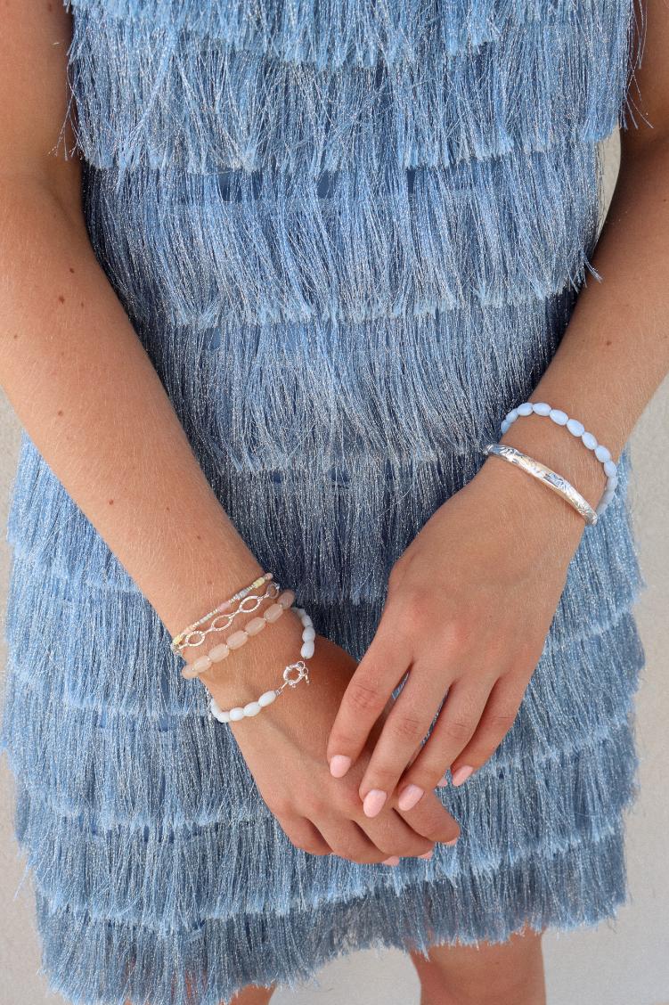 White glow bracelet silver