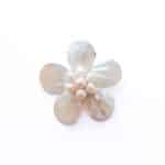 Ice blossom charm gold